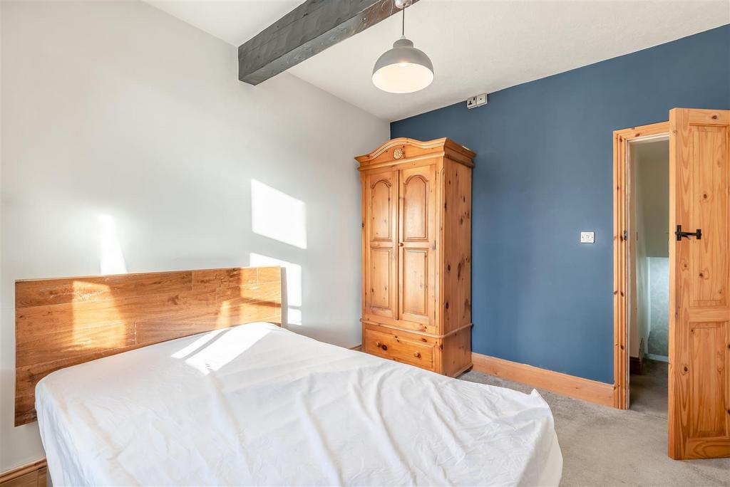 8671519-interior11.jpg