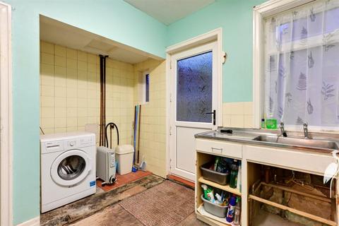 3 bedroom semi-detached house for sale, Wallingford Avenue, Grangetown, Sunderland