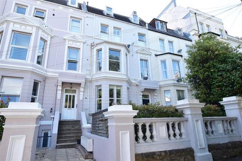 2 bedroom flat for sale, Charles Road, St. Leonards-On-Sea