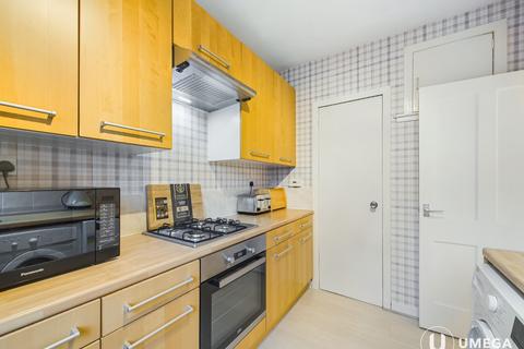 2 bedroom apartment to rent, Hutchison Place, Chesser, Edinburgh, EH14