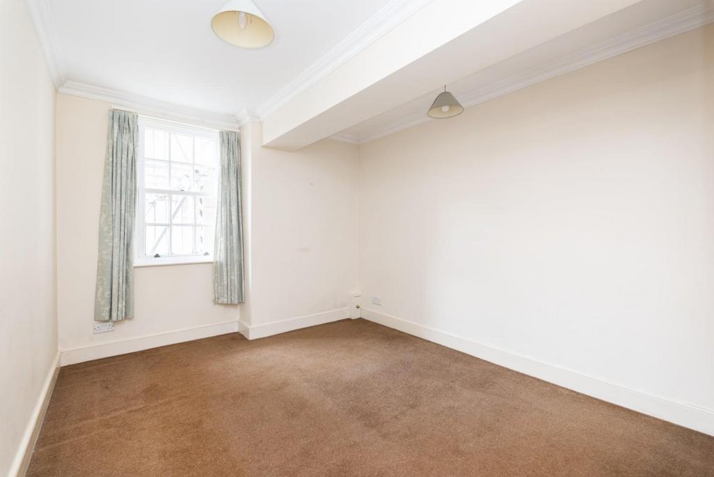 Flat A, Bartletts Court, Bath BA2 4 JT-13.jpg