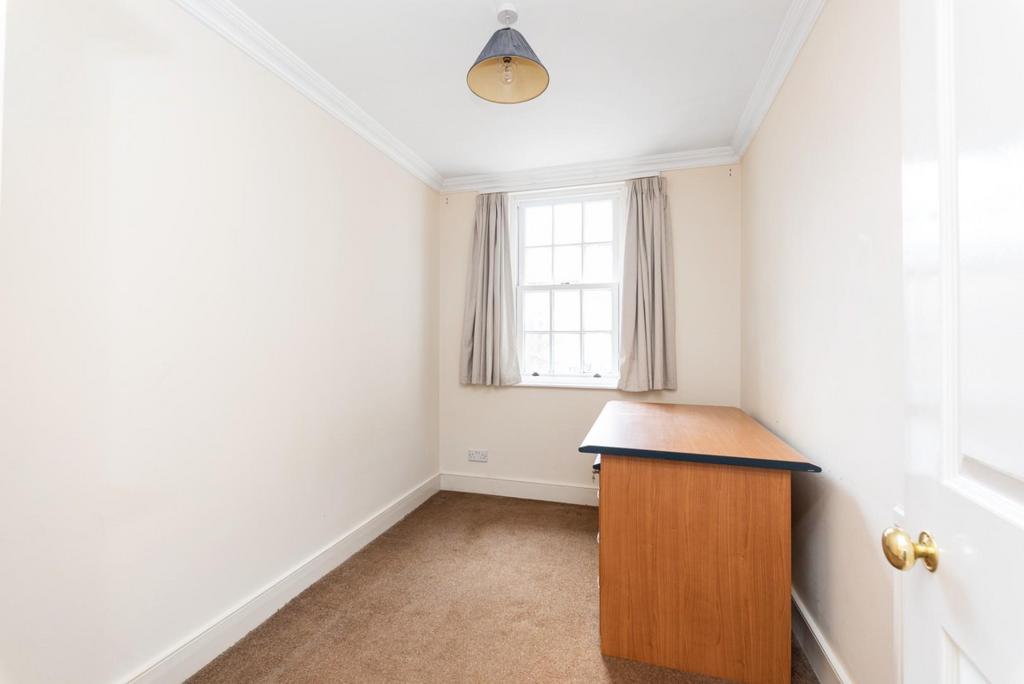 Flat A, Bartletts Court, Bath BA2 4 JT-15.jpg