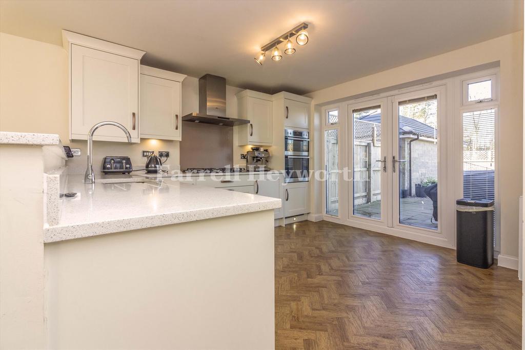 Kitchen e