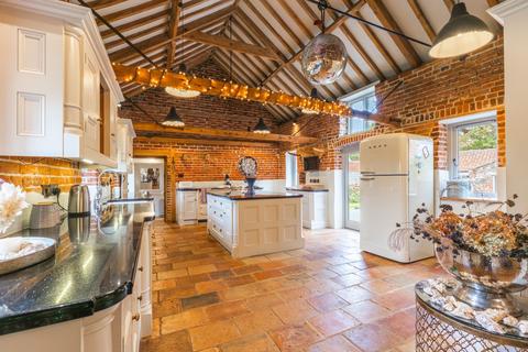 5 bedroom detached house for sale, A Home for All Seasons in Silfield near Wymondham