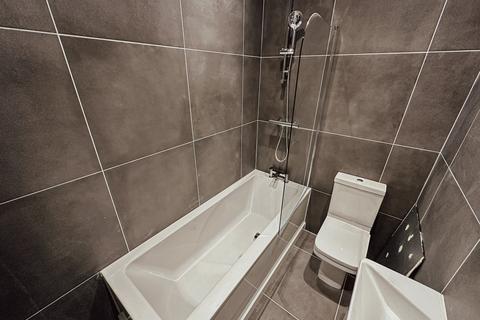 undefined, Cronton Road, L15 5BB,