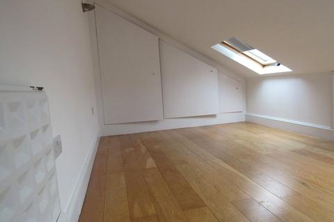 undefined, Dollis Road, Finchley Central, London, N3