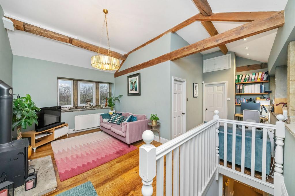 Second sitting room