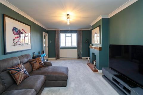 undefined, The Street, Fleet GU51