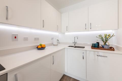 undefined, Seven Sisters Road, London N4