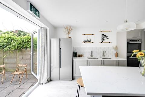 7 bedroom semi-detached house to rent, Bishopthorpe Road, Horfield, Bristol, Bristol, BS10