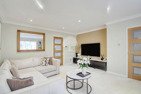 undefined, Holmlea Road, Datchet SL3