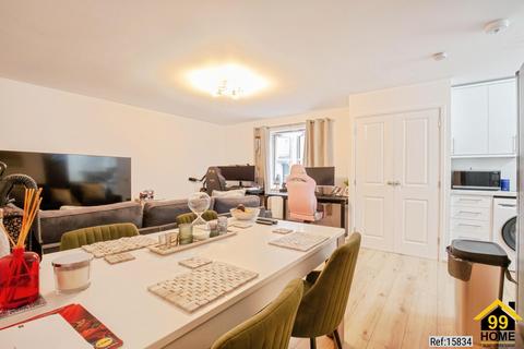 undefined, Larkspur Drive, West Sussex, RH15