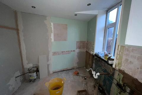 undefined, Lewis Street, Shaw, Oldham, Greater Manchester, OL2