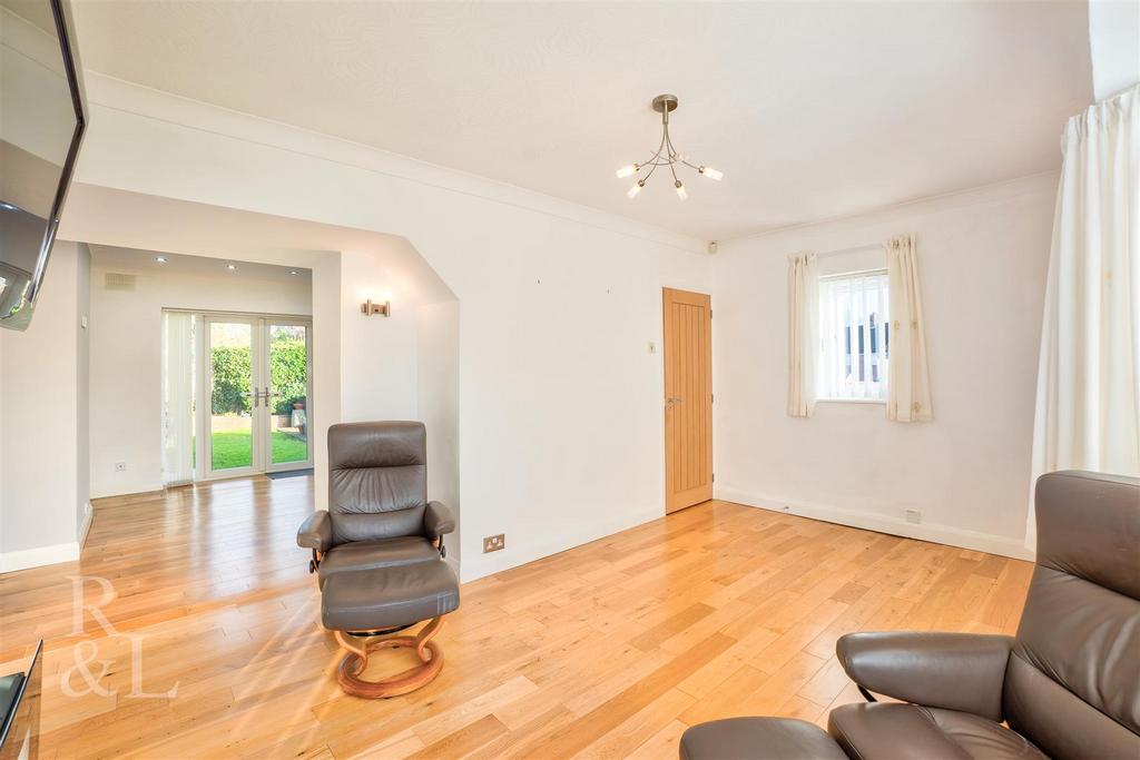 11 Carhampton Road (20).jpg