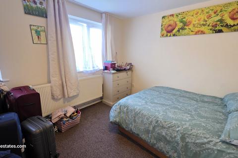 1 bedroom flat for sale, Wigston Close, Edmonton, London N18