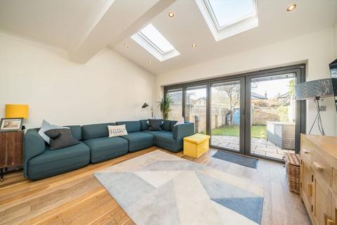 4 bedroom house for sale, Worthington Road, Surbiton KT6