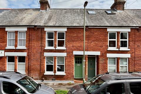 2 bedroom terraced house to rent, St. John's Road, Winchester