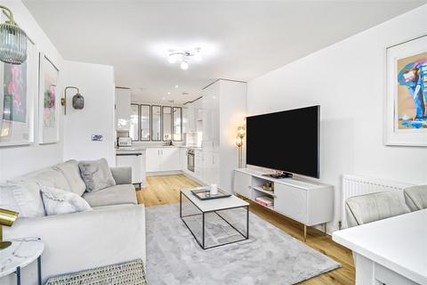 undefined, Owens Court, Richmond, TW9