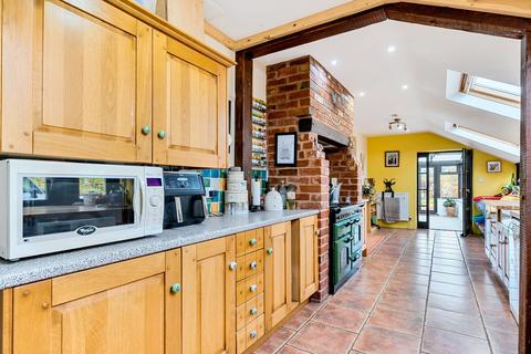 3 bedroom bungalow for sale, Uffculme, Cullompton, Devon, EX15