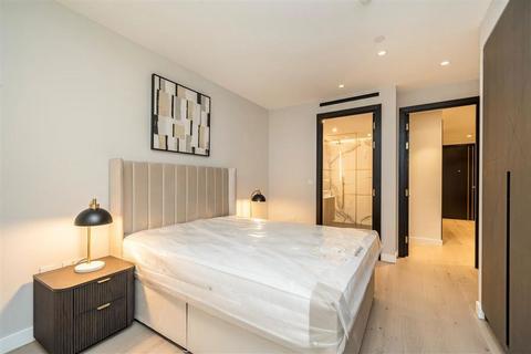 undefined, Triptych Place, London SE1