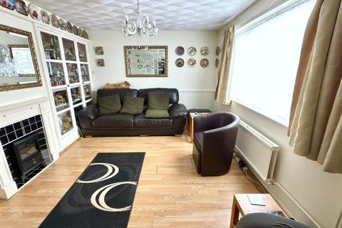 3 bedroom end of terrace house for sale, Normandy Road, Lowestoft, Suffolk, NR32