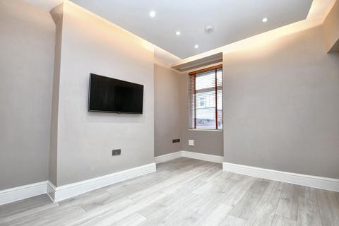 4 bedroom terraced house for sale, Fitzwarren Street, Salford, M6