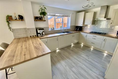 undefined, Lavender Court, Mirfield