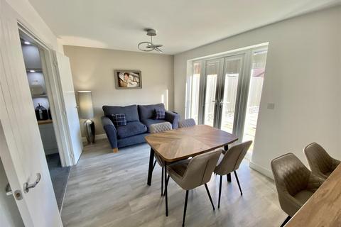 undefined, Lavender Court, Mirfield