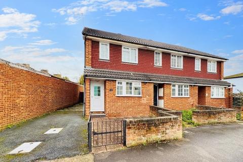 2 bedroom semi-detached house to rent, Cottage Grove, Surbiton KT6
