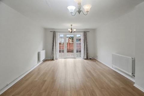 2 bedroom semi-detached house to rent, Cottage Grove, Surbiton KT6