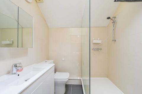 1 bedroom flat to rent, St Frideswides Mews, Poplar, London, E14