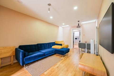 1 bedroom flat to rent, St Frideswides Mews, Poplar, London, E14