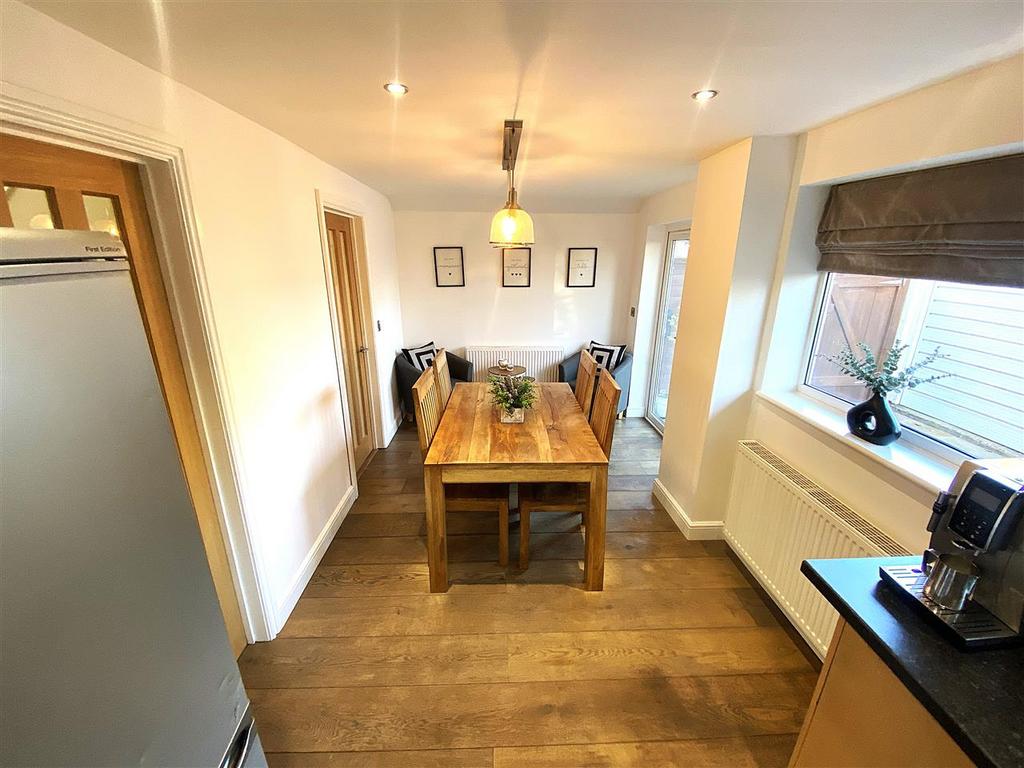 Kitchen Diner