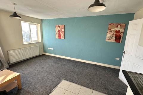 3 bedroom terraced house to rent, Carrholme Court, King Cross, Halifax, HX1