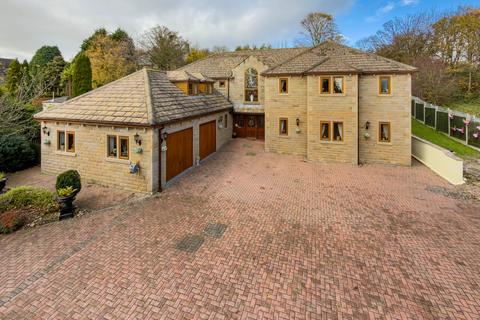 5 bedroom detached house for sale, Birkby Brow Crescent, Birstall