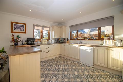 undefined, St Dunstans Meadow, Lilliesleaf