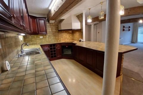undefined, Gardners Quay, Sandwich CT13