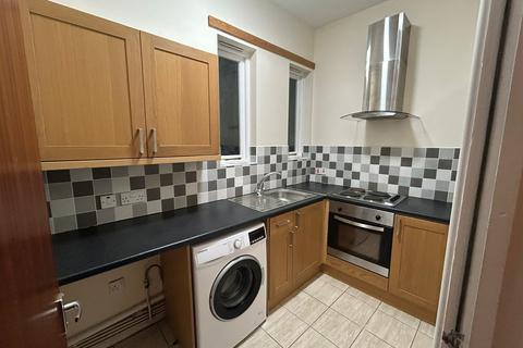 1 bedroom flat to rent, Queen Square, Wolverhampton WV1