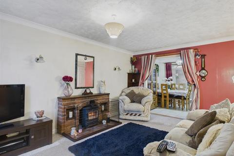undefined, Giffard Drive, Welland
