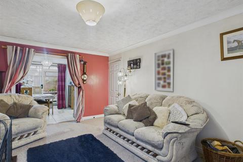 undefined, Giffard Drive, Welland