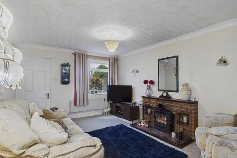 undefined, Giffard Drive, Welland