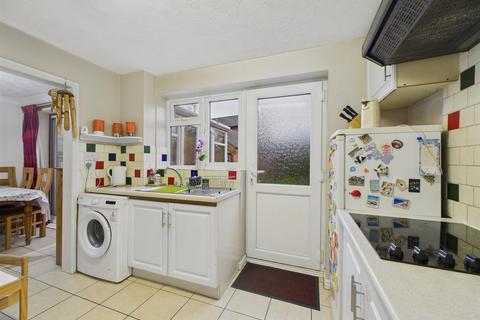 3 bedroom detached house for sale, Giffard Drive, Welland
