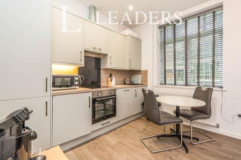 undefined, Millbrook Road East, Southampton, SO15