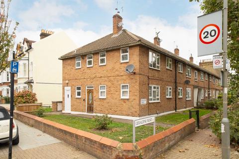 Allfarthing Lane, London SW18