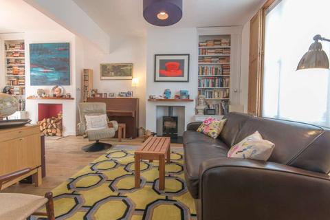 undefined, Tell Grove,  London, SE22
