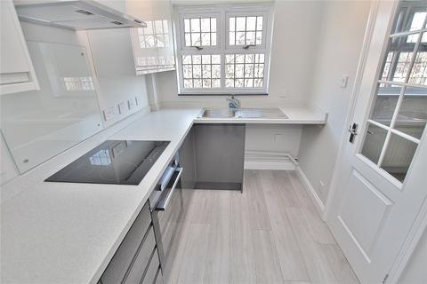 undefined, Lorne Gardens, Woking GU21