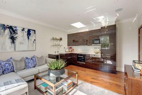 1 bedroom flat to rent, Kensington Gardens Square, London W2