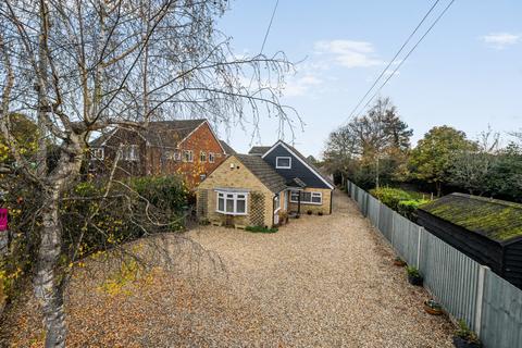 undefined, 40 Victoria Road, Reading RG7