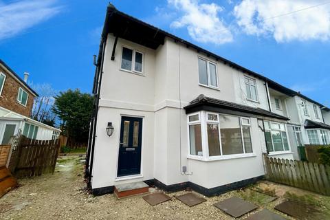 3 bedroom end of terrace house to rent, 3 Bed End-Terraced House, St. Wilfred Road, Bridlington, YO16 4DU