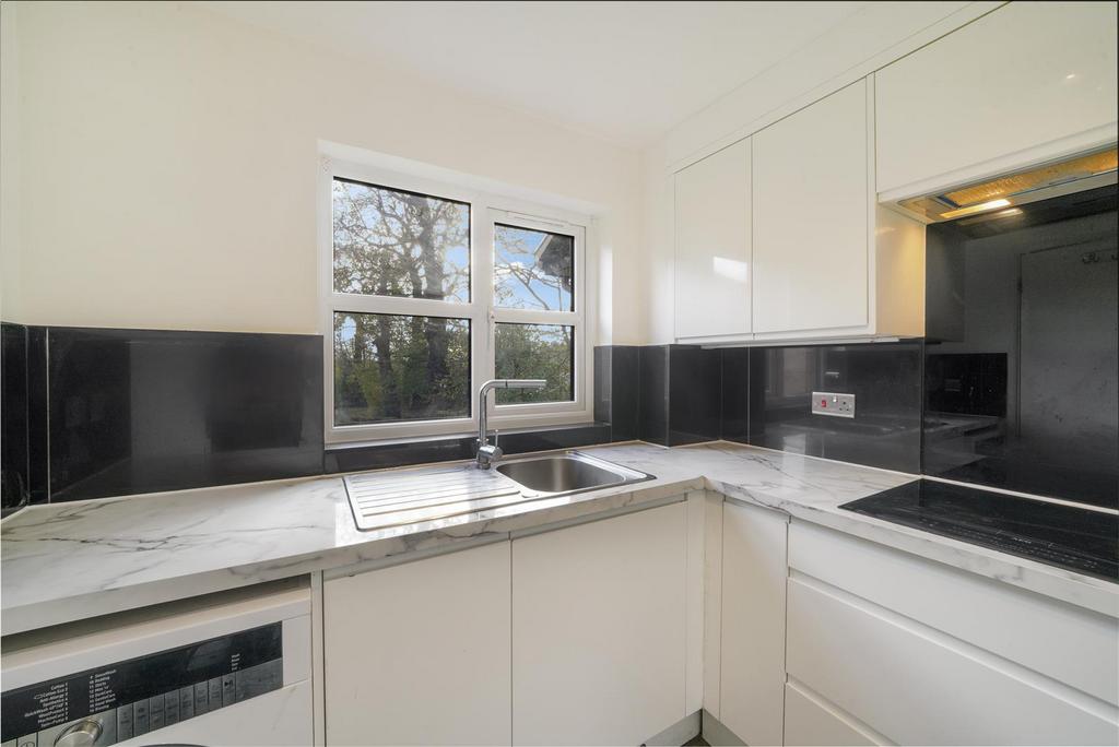 90 Conifer Way - 7i Vf EFef BIUa Dx05 Lytc.jpg